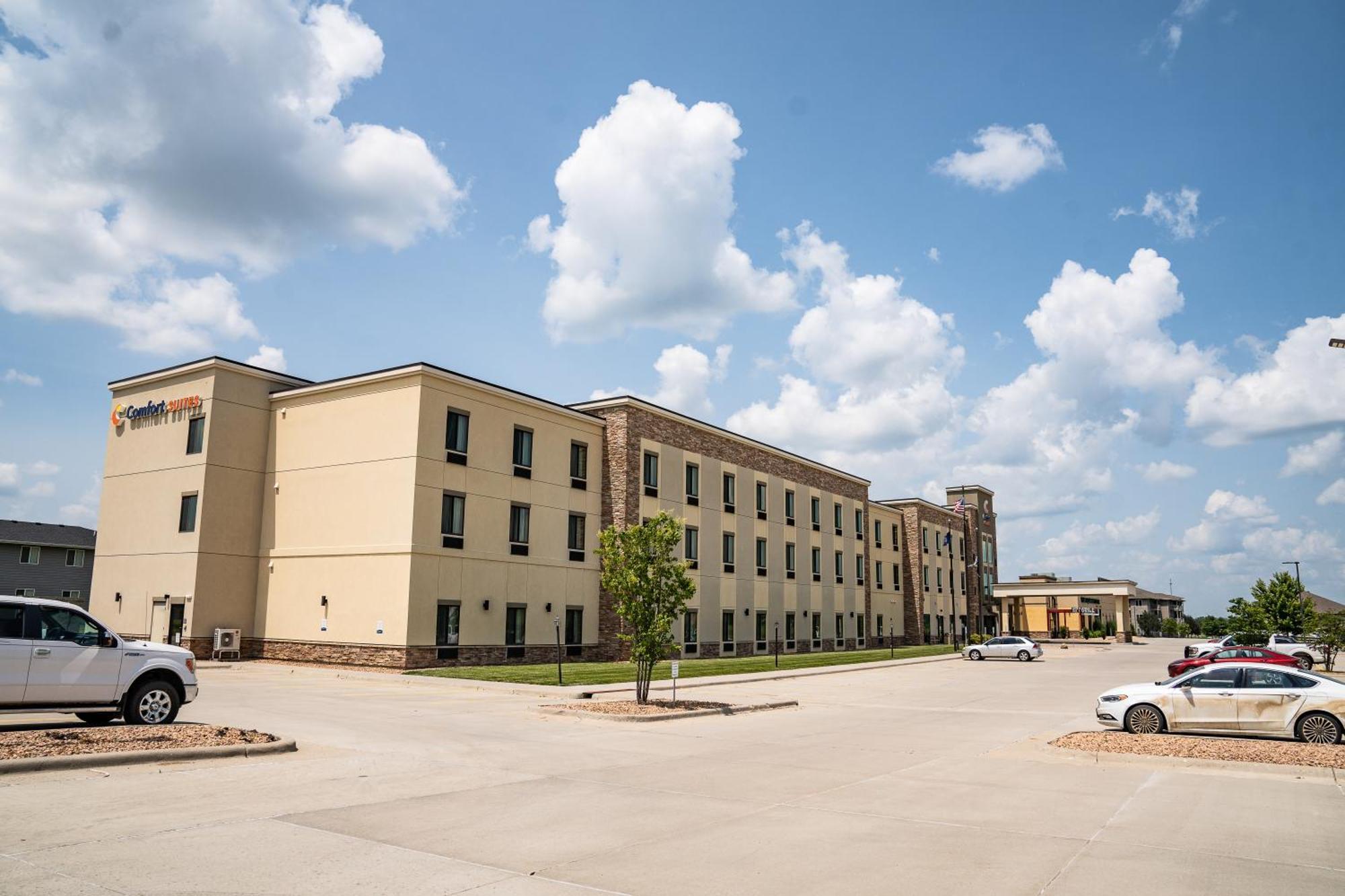 Comfort Suites University Brookings Luaran gambar