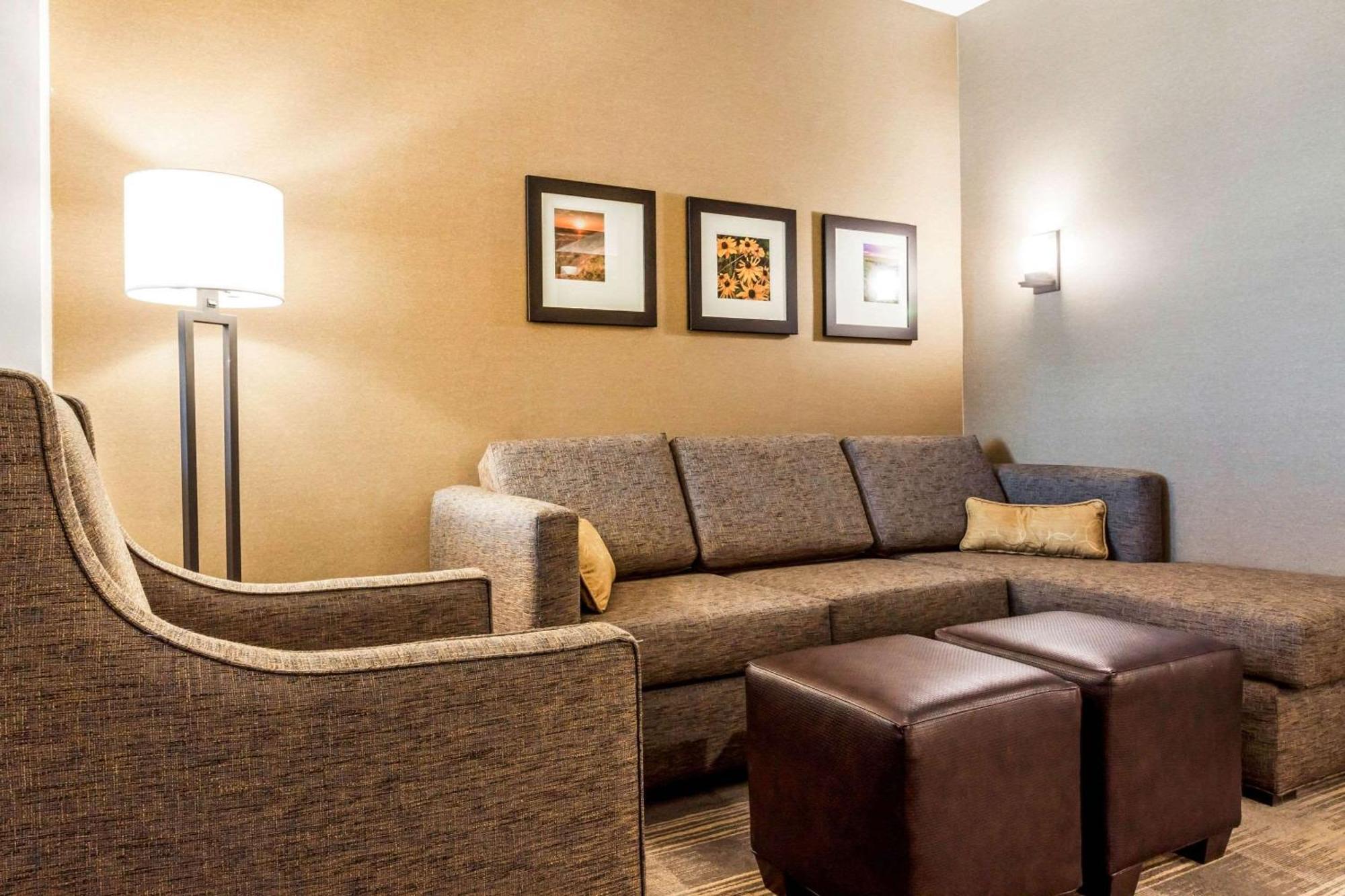Comfort Suites University Brookings Luaran gambar
